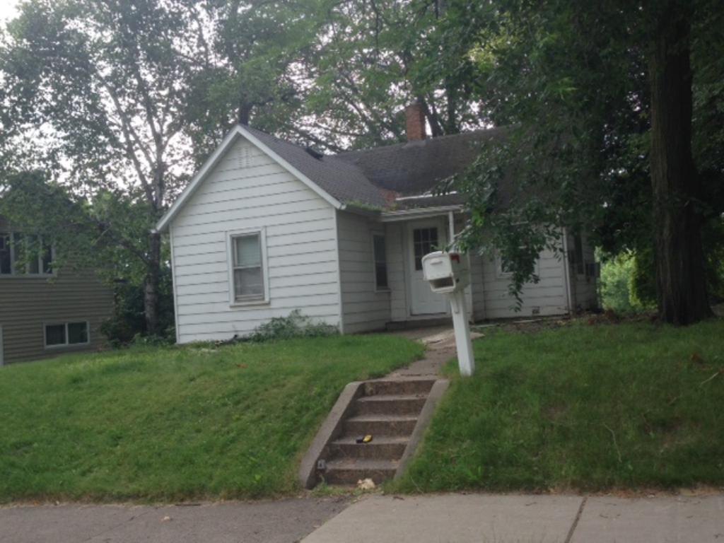 809 Willow Street, Faribault, MN 55021