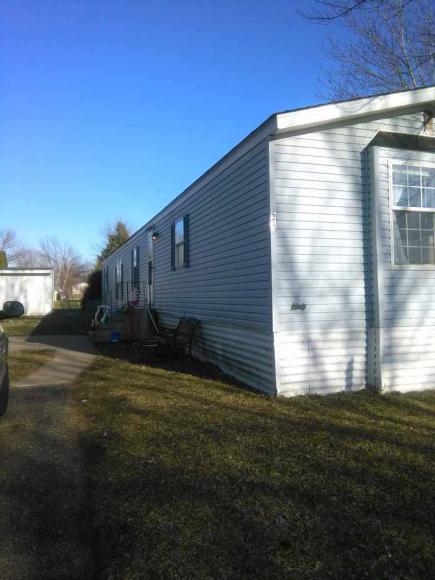 Three Rivers Mobile Home Park 26 Shannon DriveHastings, MN 55033