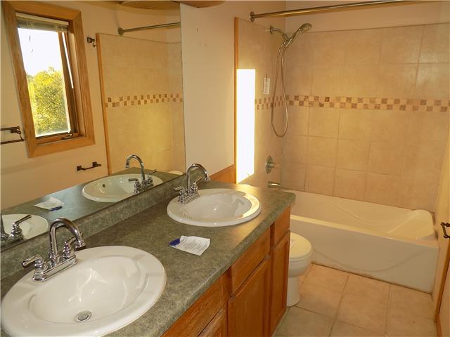 800 Rum River Dr SWIsanti, MN, 55040Isanti County