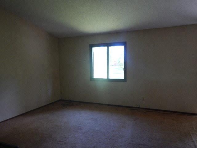 16948 Glenwood AveLakeville, MN, 55044Dakota County