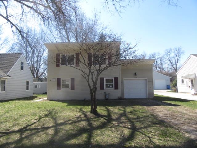 419 Sylvan StOwatonna, MN, 55060Steele County