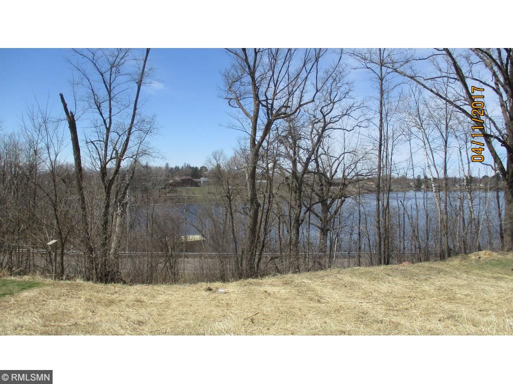 505 Highview Loop SE, Pine City, MN 55063