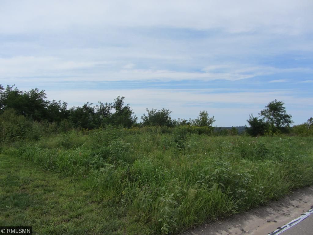 4999 Chalet Court, Red Wing, MN 55066