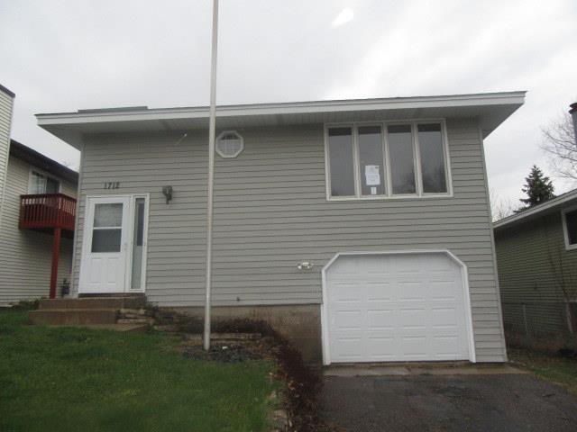 1712 Hawley AveSouth Saint Paul, MN, 55075Dakota County