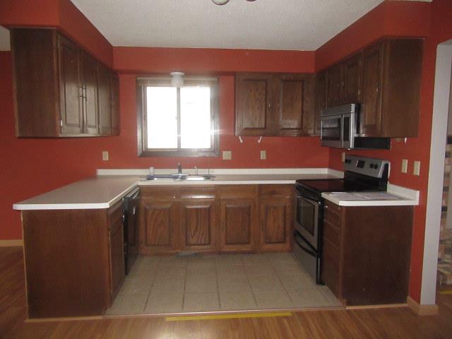 1712 Hawley AveSouth Saint Paul, MN, 55075Dakota County