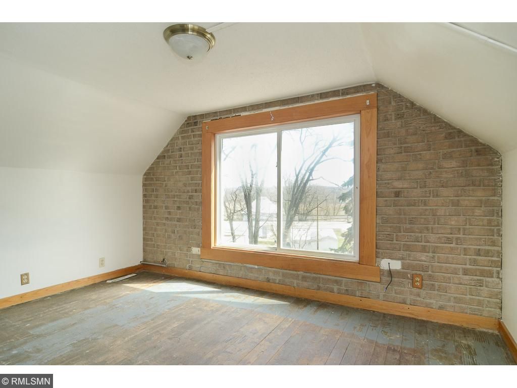6435 Delilah Avenue, Inver Grove Heights, MN 55076
