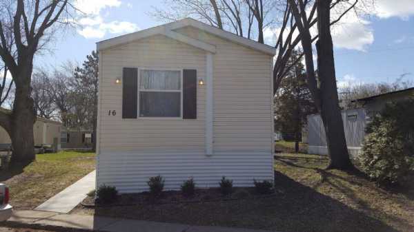Skyline Village 16 Orleans AveInver Grove Heights, MN 55076