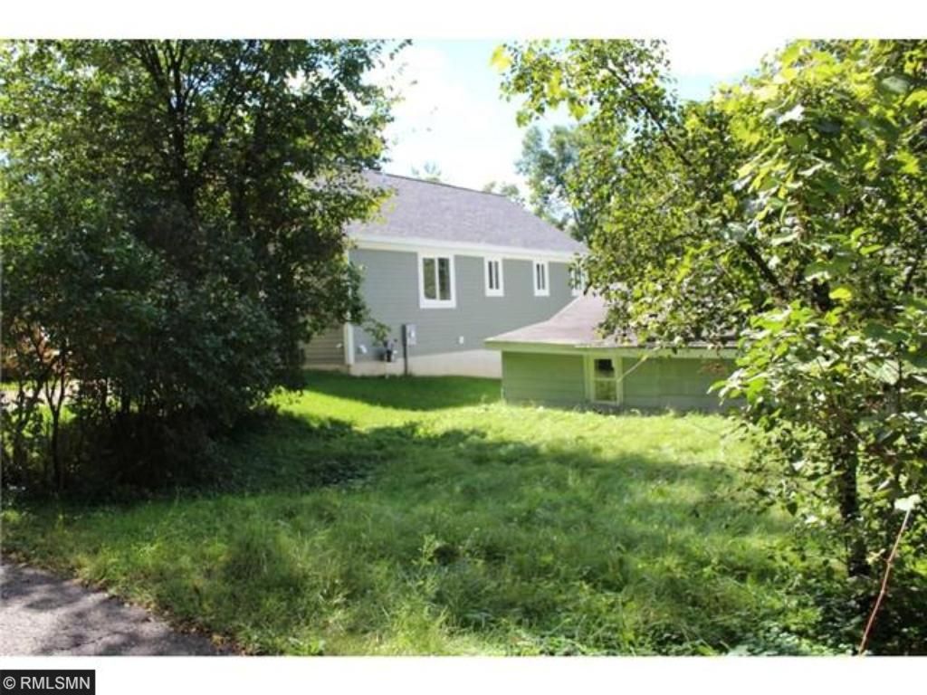 412 Paddington Road, Willernie, MN 55090
