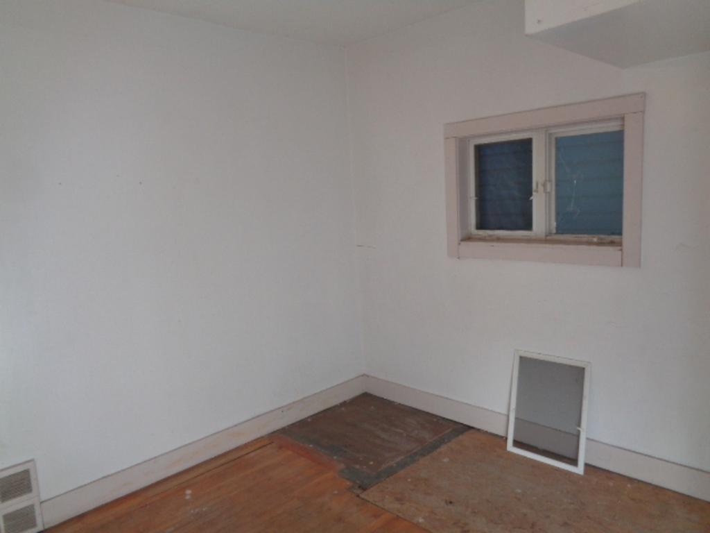 951 Bradley Street, Saint Paul, MN 55101
