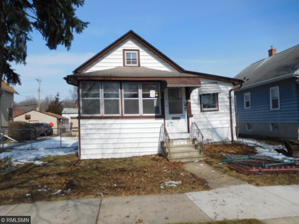 943 James Avenue, Saint Paul, MN 55102