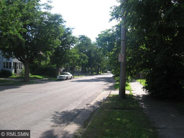 960 Duchess Street, Saint Paul, MN 55106