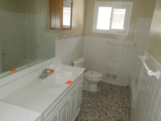 1504 Mcafee StSaint Paul, MN, 55106Ramsey County