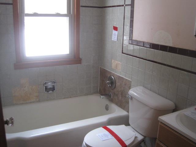 1741 Larpenteur Ave EMaplewood, MN, 55109Ramsey County