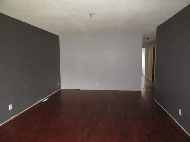 2205 7th Ave ENorth Saint Paul, MN, 55109Ramsey County