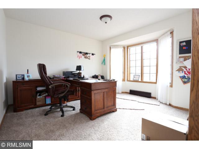 6080 Woodchuck Circle, White Bear Lake, MN 55110