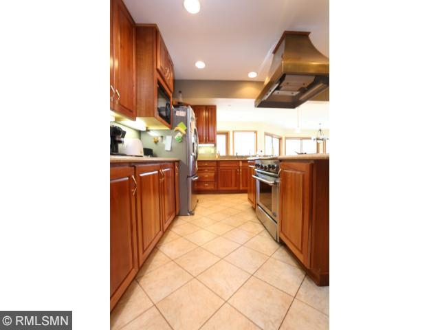6080 Woodchuck Circle, White Bear Lake, MN 55110