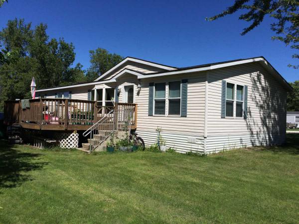 Arden Manor 1863 Todd DriveArden Hills, MN 55112