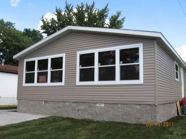 Colonial Village 5714 Cornell DriveSaint Paul, MN 55112