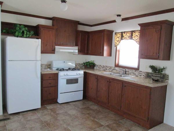 Colonial Village 2078 Squire LaneMounds View, MN 55112