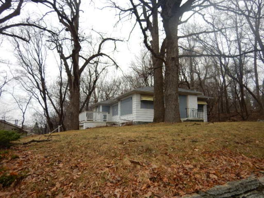 1203 Davern Street, Saint Paul, MN 55116