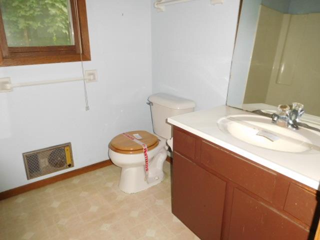897 Marion StSaint Paul, MN, 55117Ramsey County