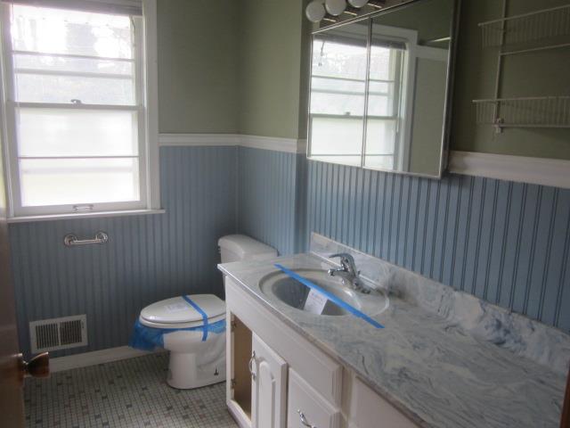 460 Ruby DrWest Saint Paul, MN, 55118Dakota County