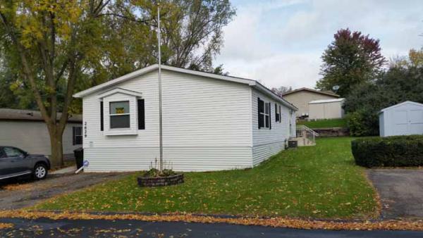 Rolling Hills Estates 2629 Benlana CourtMaplewood, MN 55119
