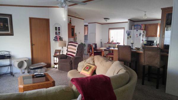 Rolling Hills Estates 1368 Pine Tree DrMaplewood, MN 55119