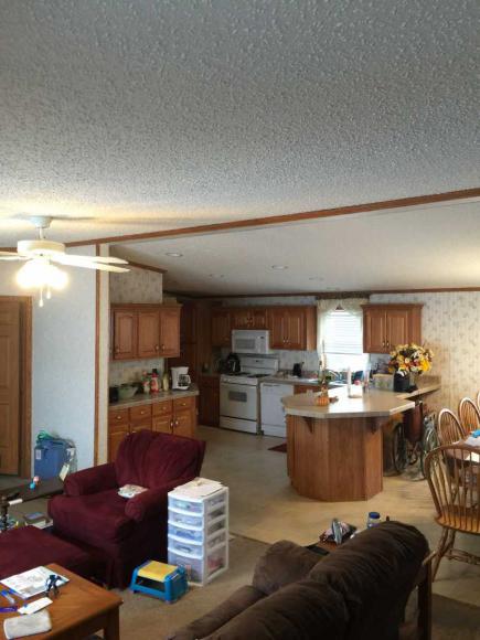Rolling Hills Estates 1344 Rolling Hills DrMaplewood, MN 55119