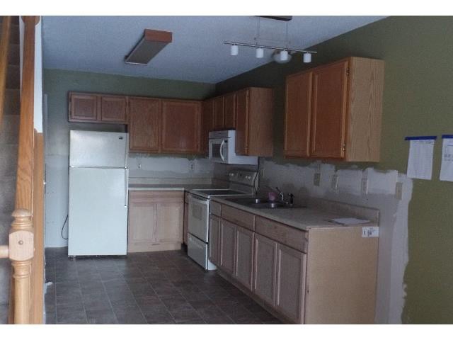 4076 Beaver Dam RdEagan, MN, 55122Dakota County