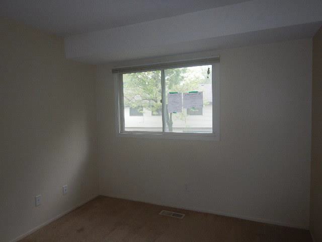 1710 Woodgate LnEagan, MN, 55122Dakota County