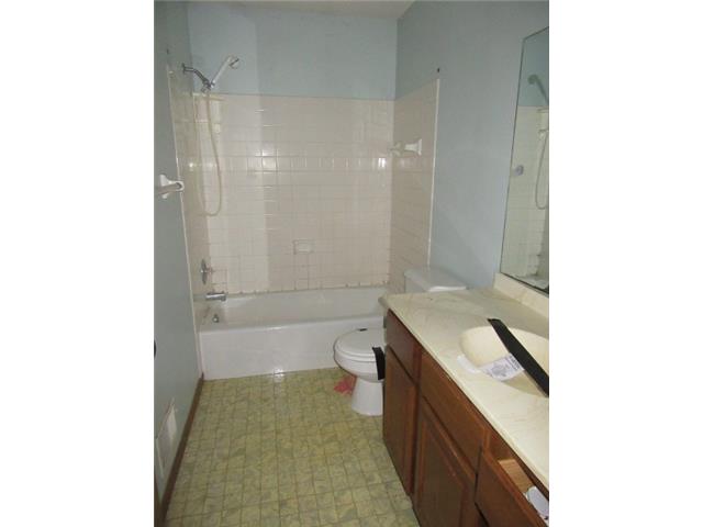 1898 Bear Path TrlEagan, MN, 55122Dakota County