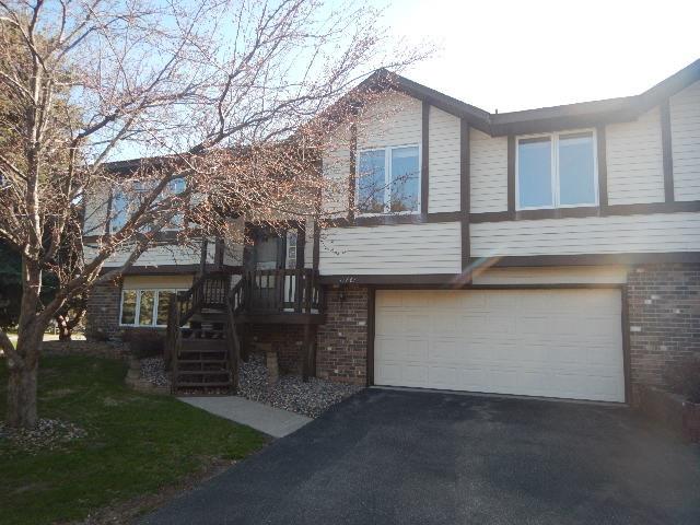 15761 Griffon PathApple Valley, MN, 55124Dakota County
