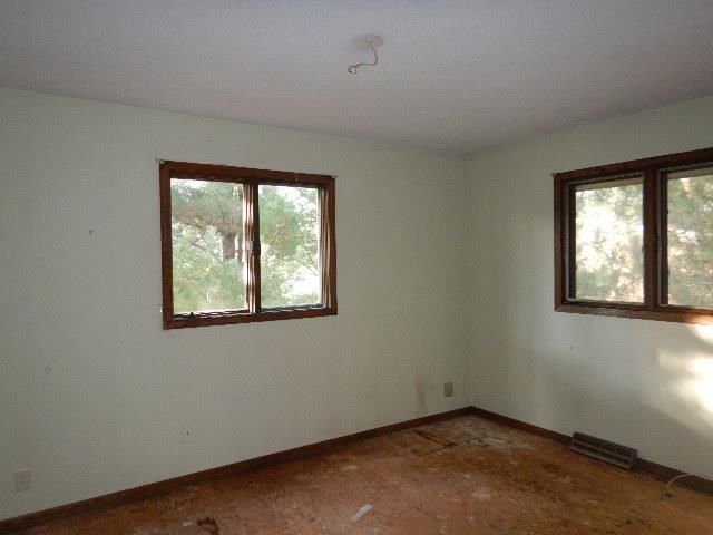 7038 135th St WApple Valley, MN, 55124Dakota County