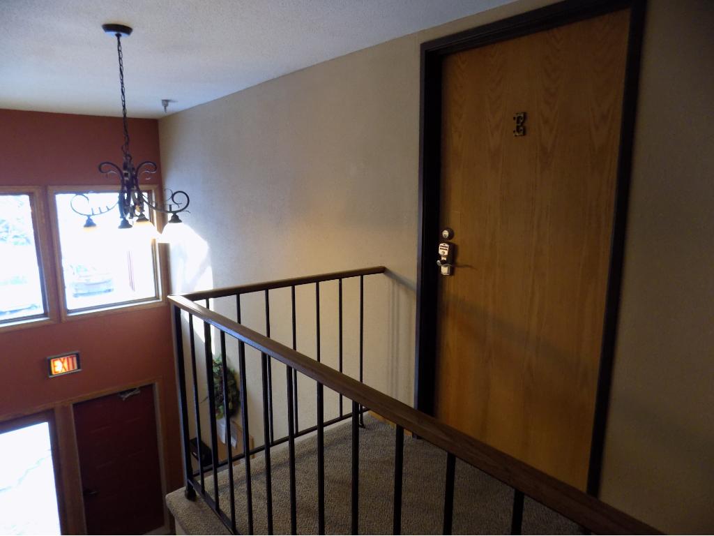 6101 Courtly Alcove, Woodbury, MN 55125