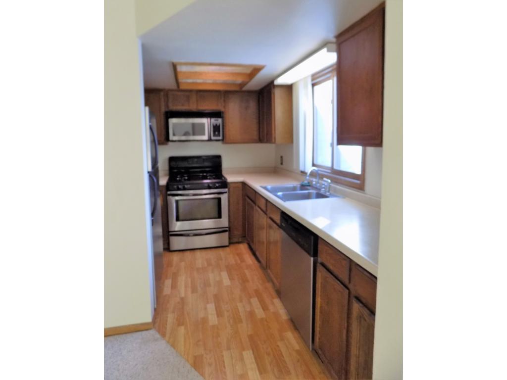 6101 Courtly Alcove, Woodbury, MN 55125