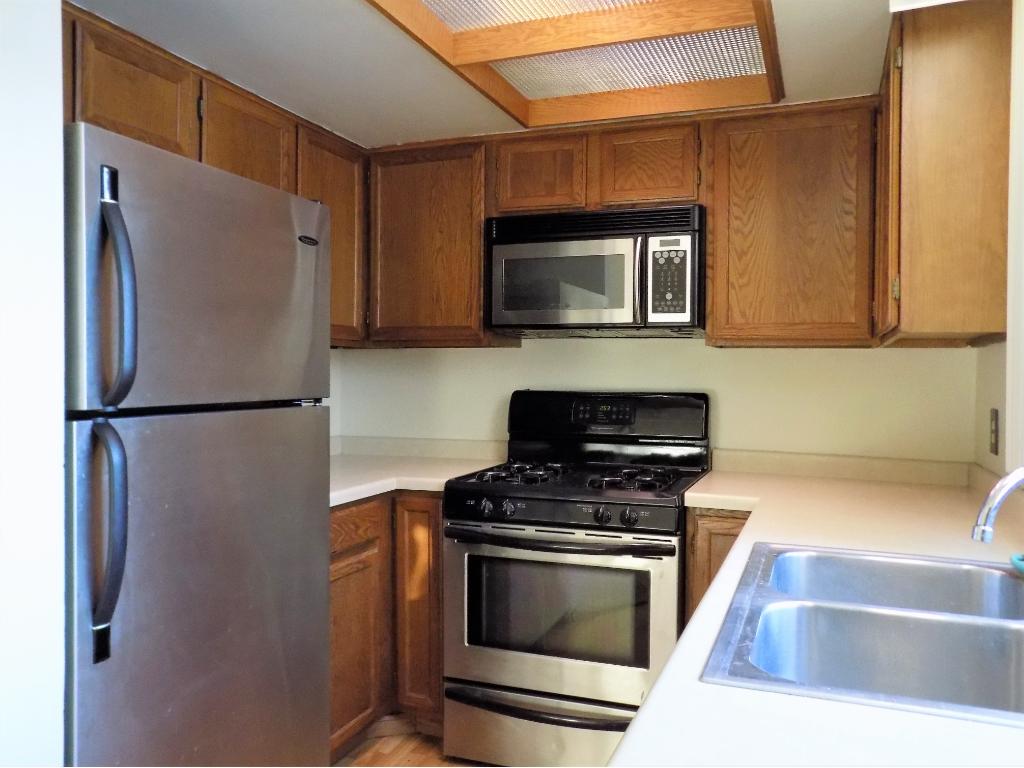 6101 Courtly Alcove, Woodbury, MN 55125