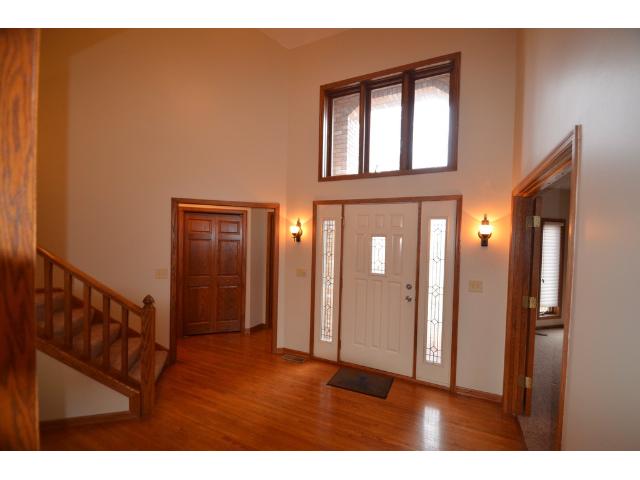 3386 Rae Lane, Woodbury, MN 55125
