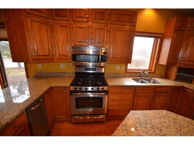 3386 Rae Lane, Woodbury, MN 55125