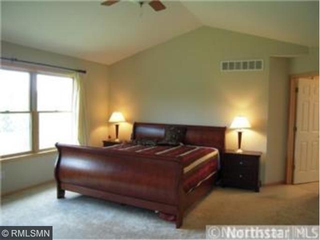 10921 Maple Boulevard, Woodbury, MN 55129
