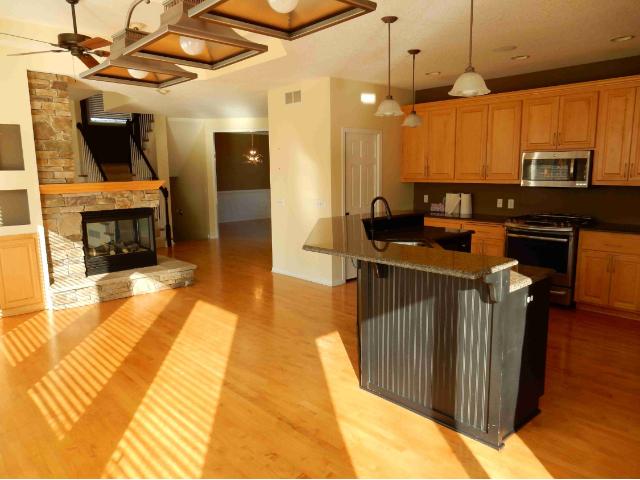 10459 Raleigh Road, Woodbury, MN 55129