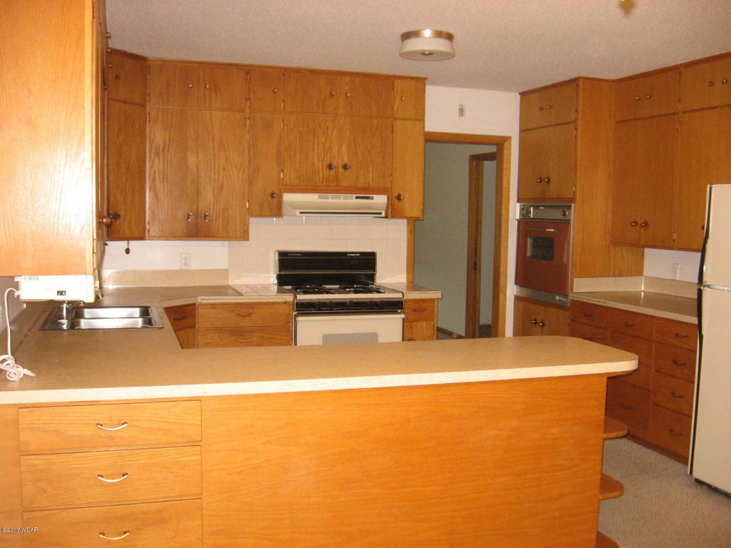 361 10th Street, Bird Island, MN 55310