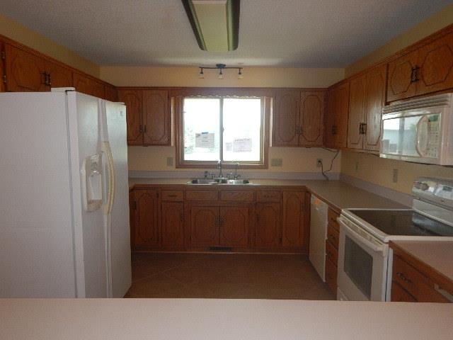 2001 Parkside StCologne, MN, 55322Carver County