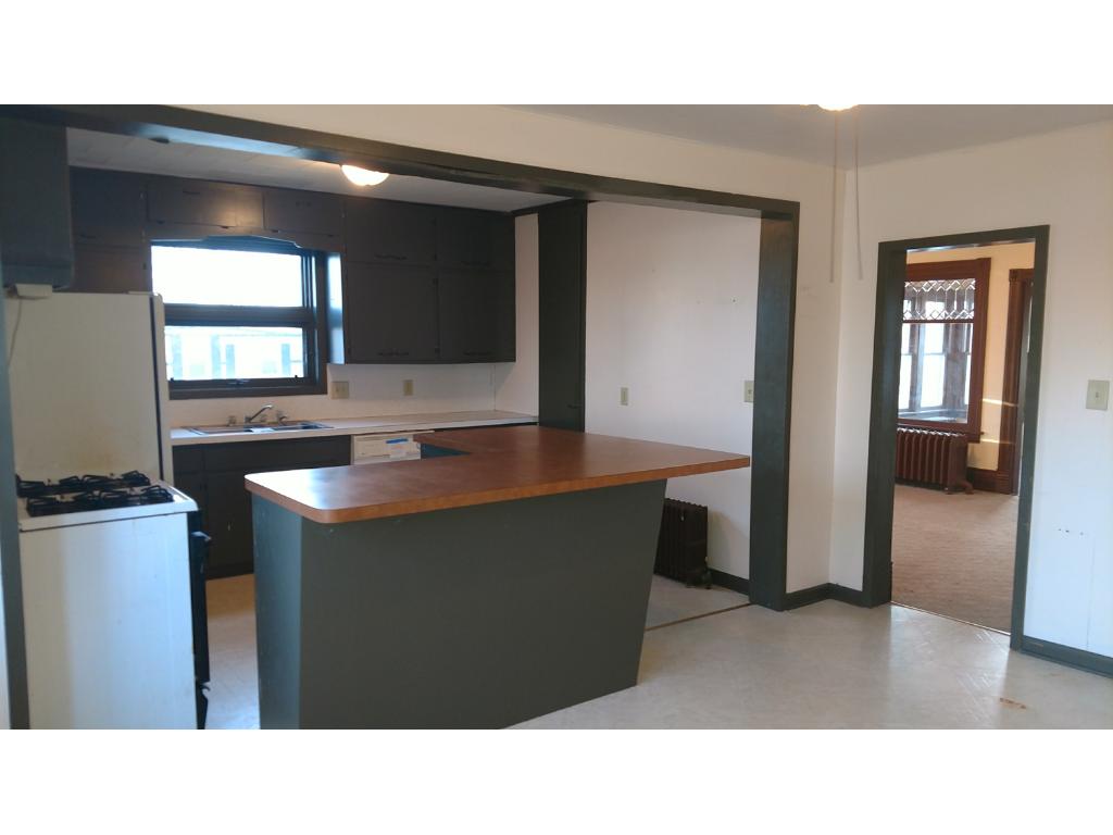 222 4th Street S, Gaylord, MN 55334