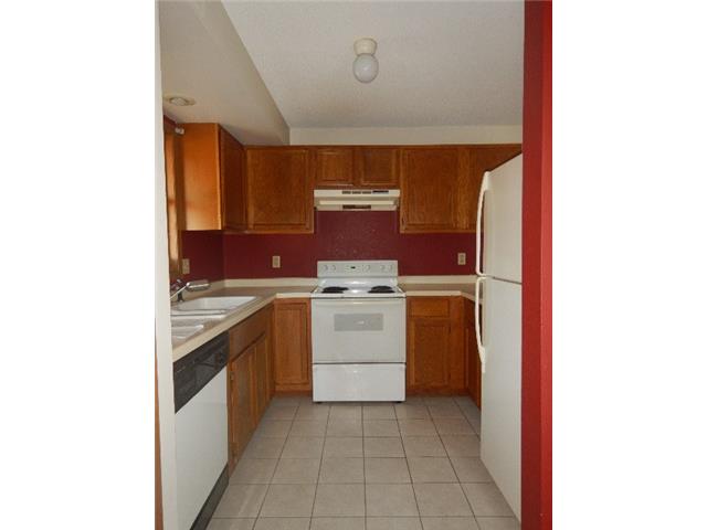 1042 E Travelers TrlBurnsville, MN, 55337Dakota County