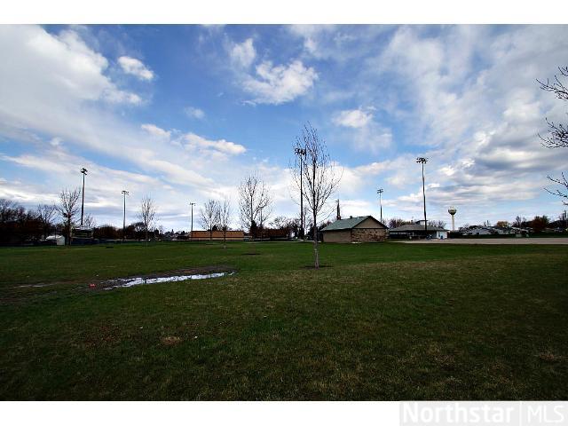 Lot 8 Blk 1 E Shamrock Drive, Green Isle, MN 55338