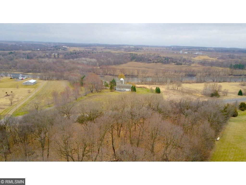 697 Jansen Avenue SE, Hanover, MN 55341