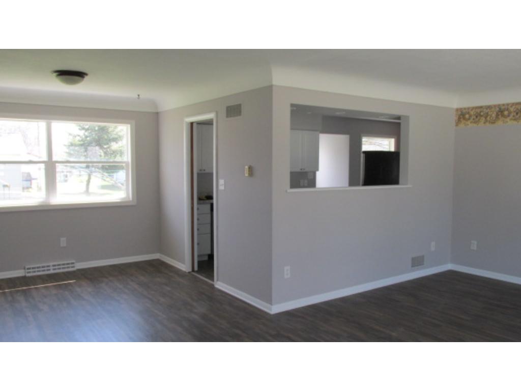 410 Douglas Avenue E, Hector, MN 55342