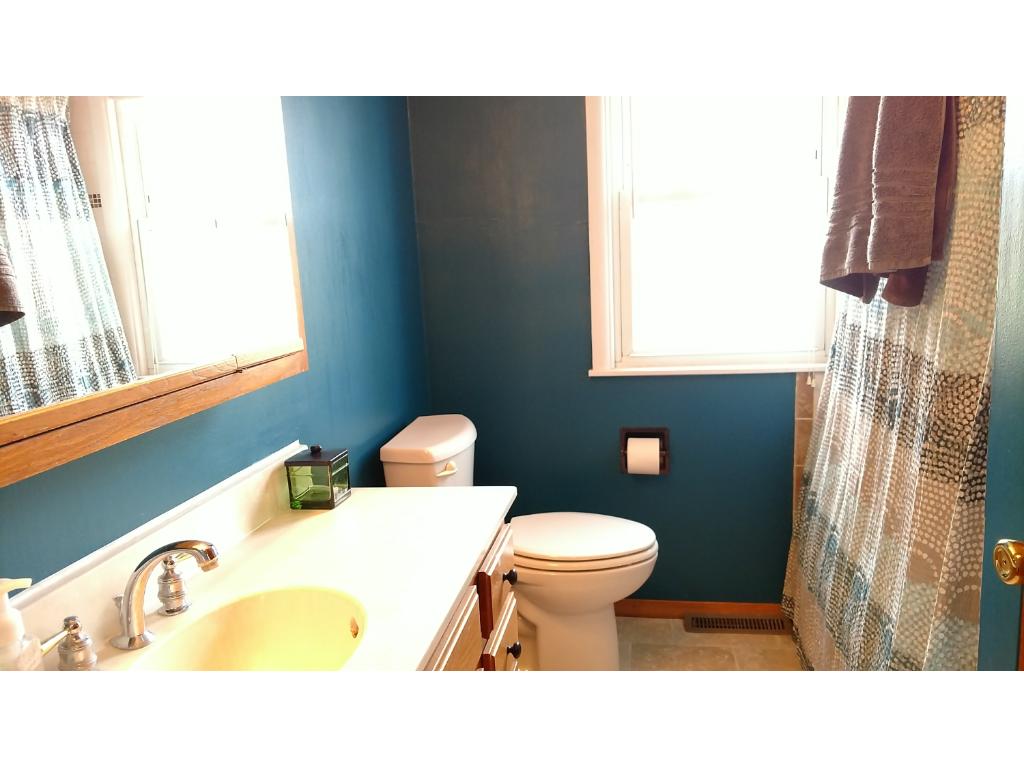 341 5th Street W, Hector, MN 55342