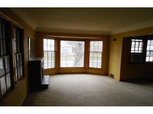 701 7th Ave SHopkins, MN, 55343Hennepin County